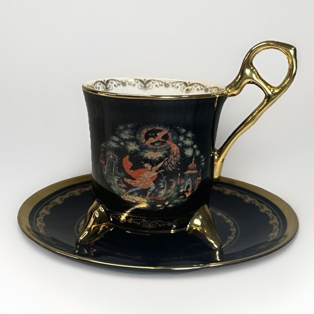 Bradford Editions Russian Legends "Winter's Promise" Cup &‎ Saucer Set B0185